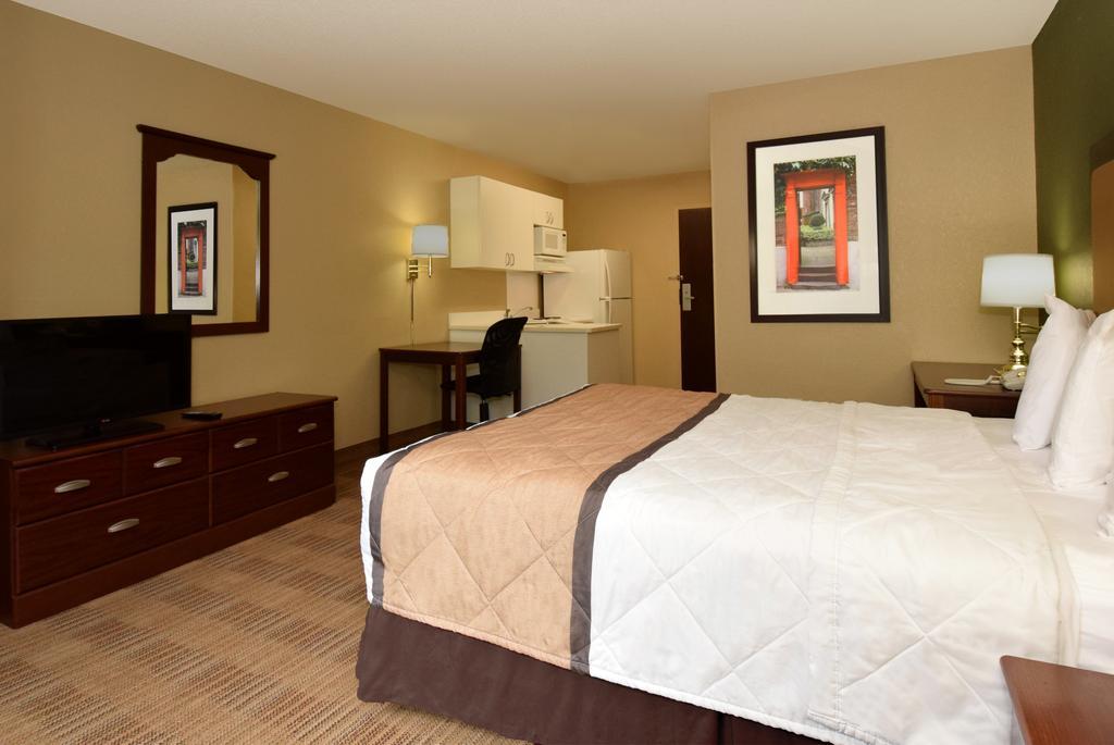Extended Stay America Suites - San Diego - Carlsbad Village By The Sea Bagian luar foto